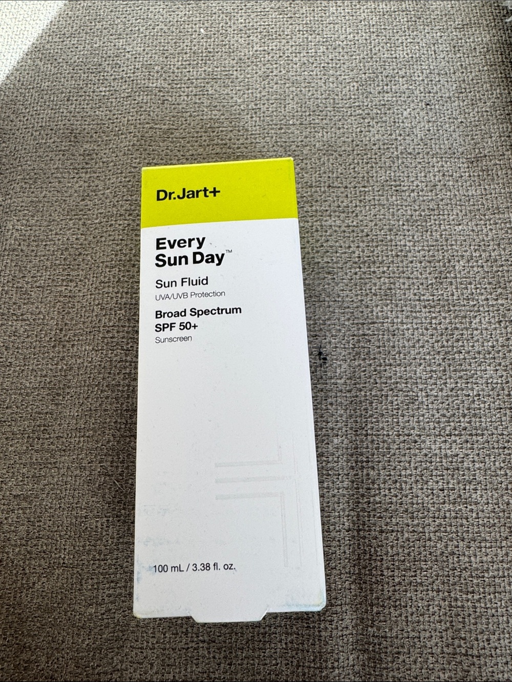 Every Sun Day Broad Spectrum SPF 50+ Sun Fluid - White/Yellow